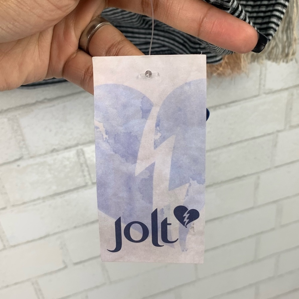 Jolt NWT Boho Stripe V Neck Crop Top SZ L - Picture 4 of 7